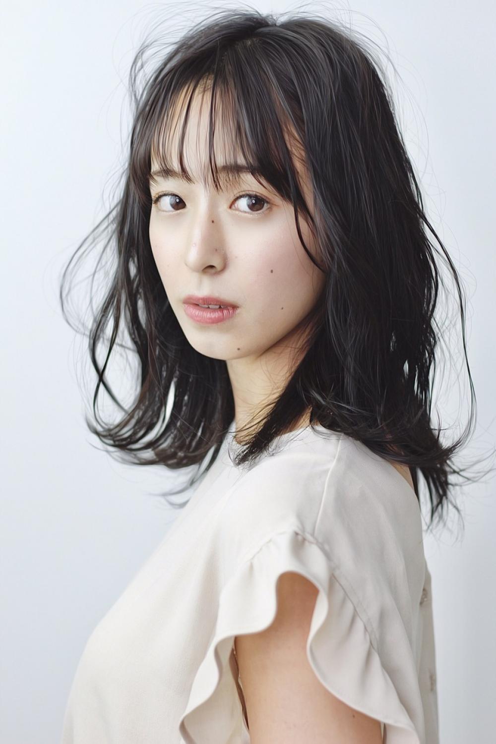 フェミニンダークグレージュ