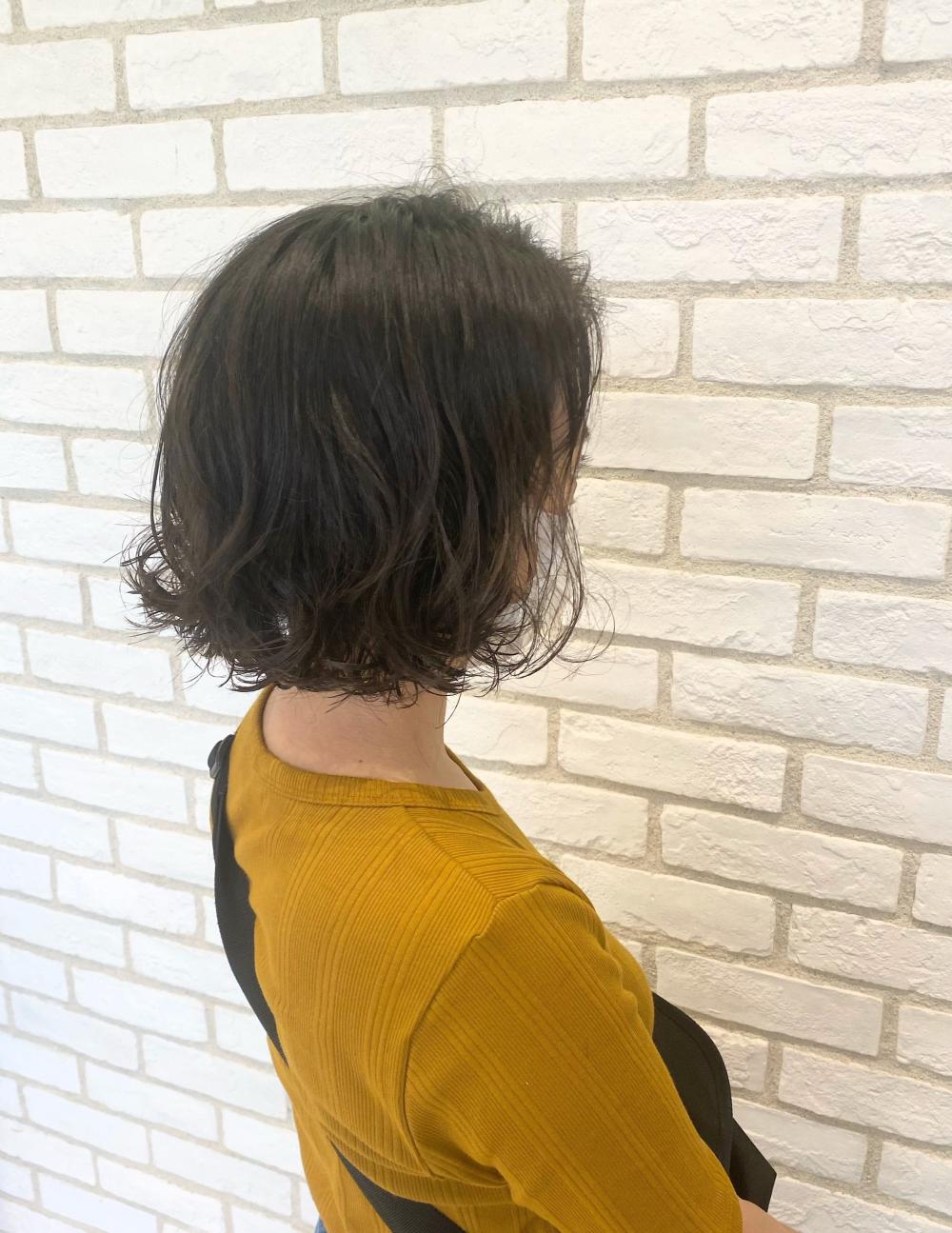 フェミニンボブ