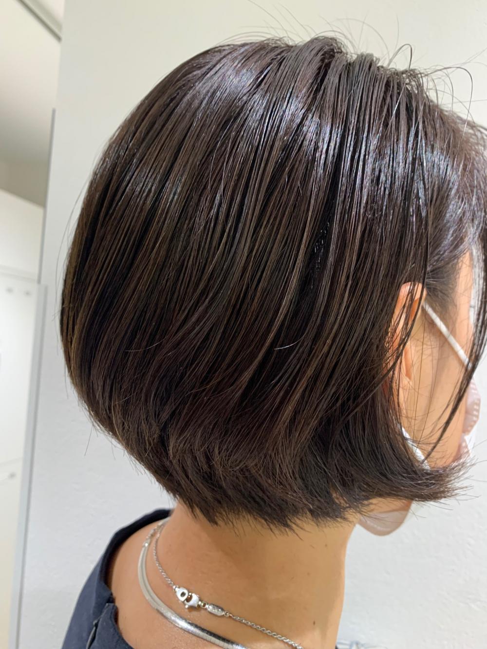 大人女性に似合うショートボブ