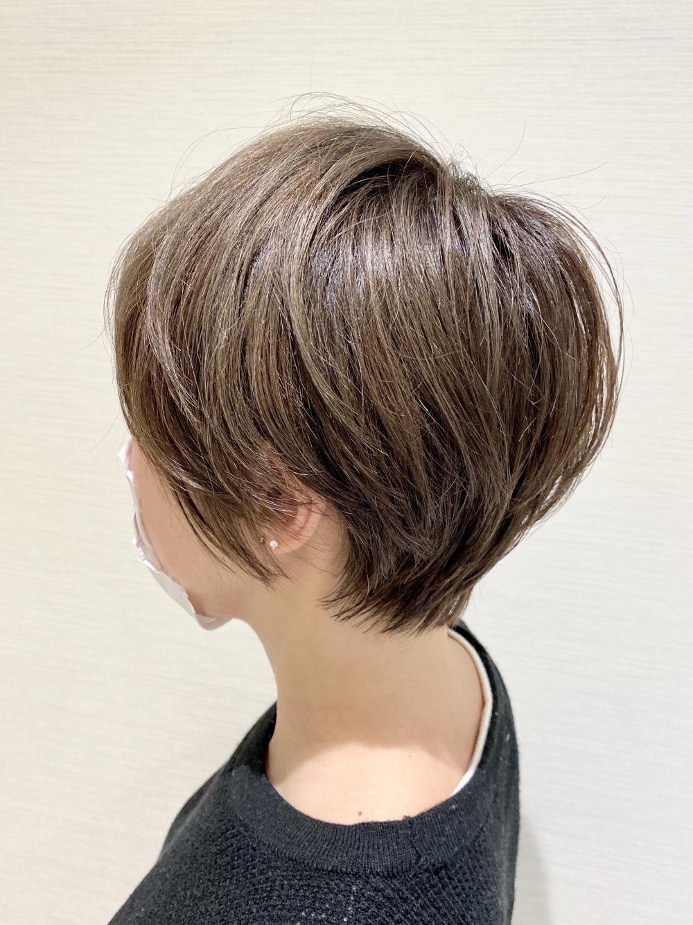 括れショート×シークレットハイライト