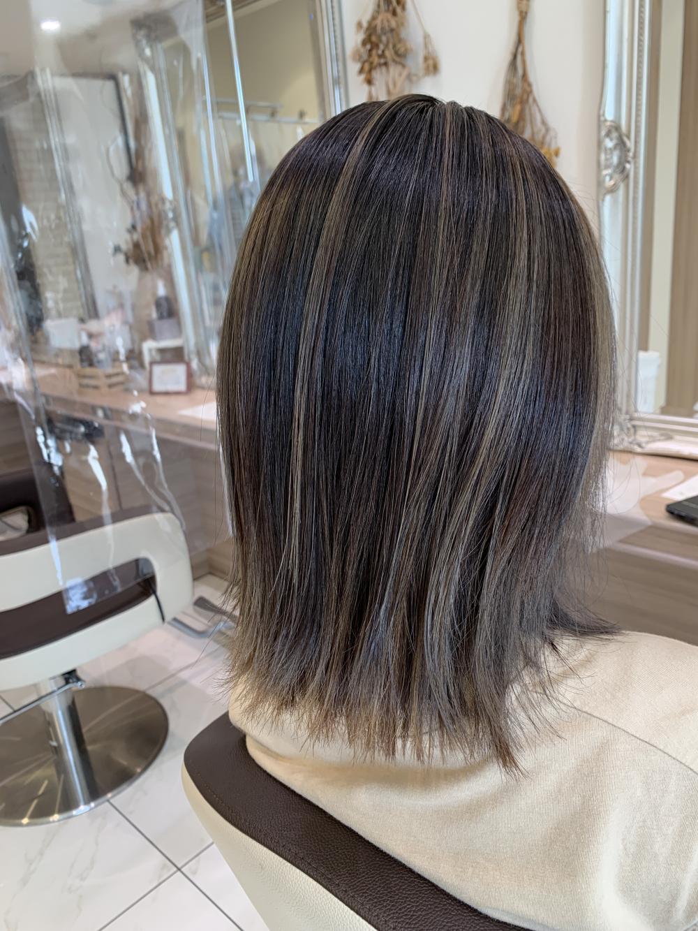 切りっぱなしボブ×エアータッチバレイヤージュ