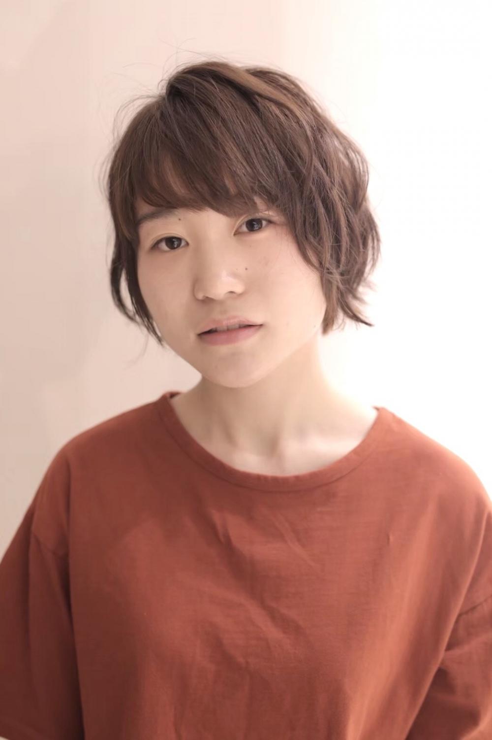 ショート×ベージュカラー｜サブ写真②