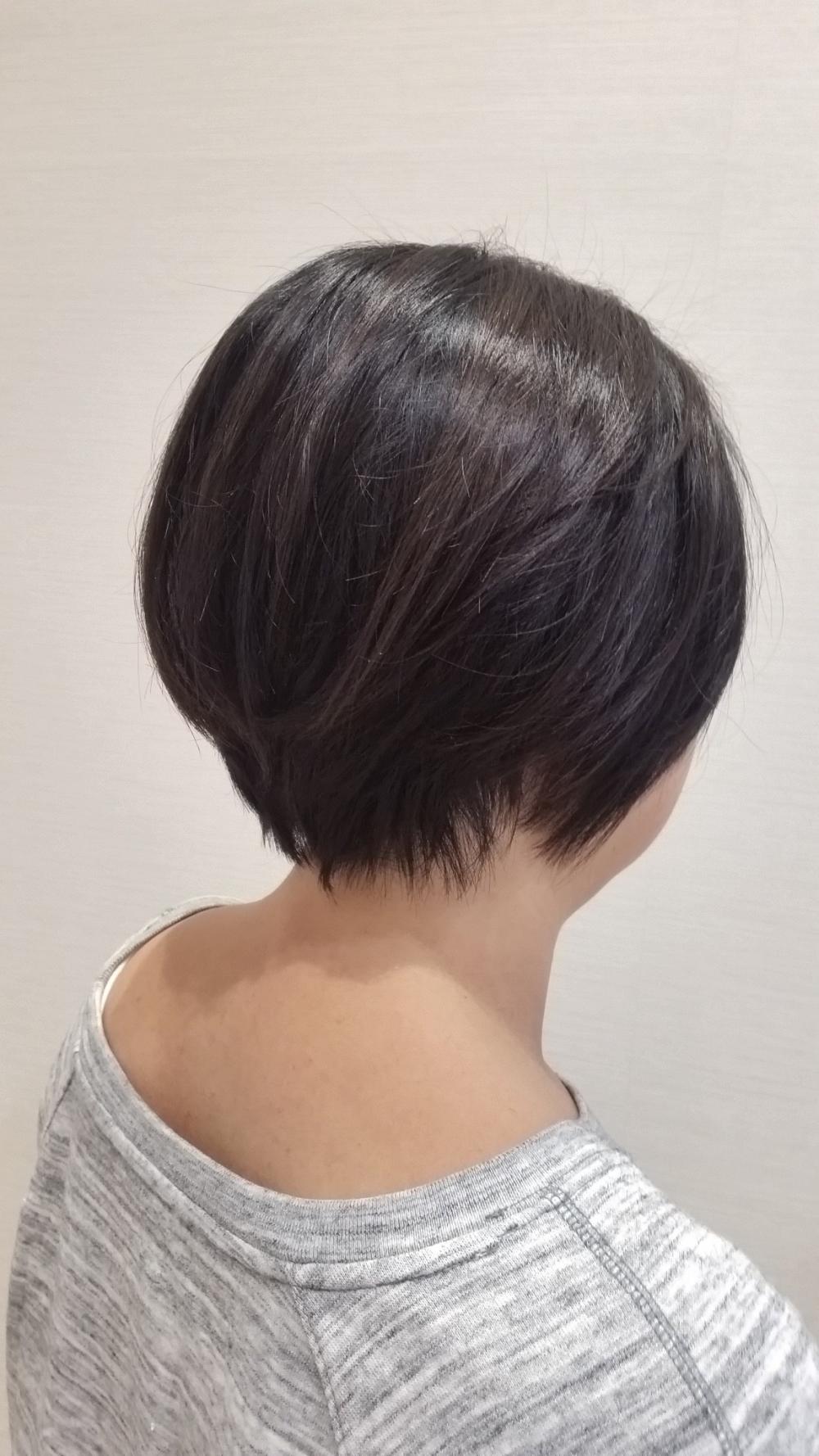 ツヤ髪ショートボブ