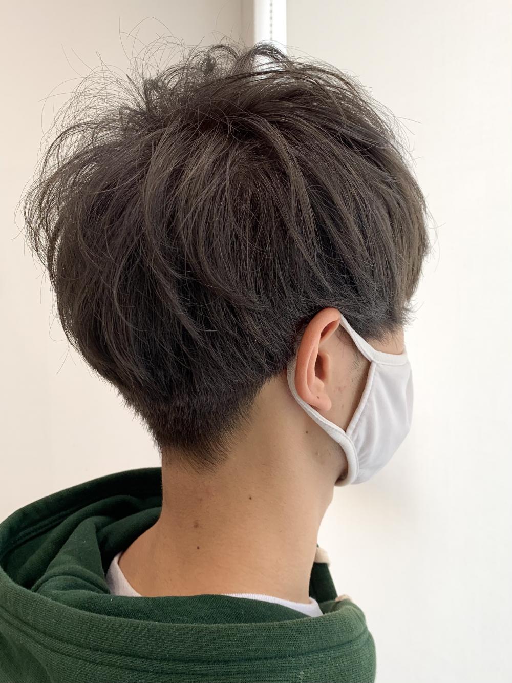 透明感ある”グレーアッシュ”で爽やかな印象に！｜サブ写真④