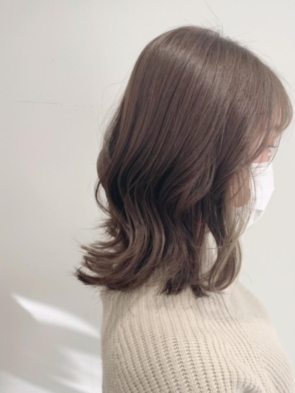 ブリーチ無しミルクティー×イヤリンングカラー｜サブ写真②