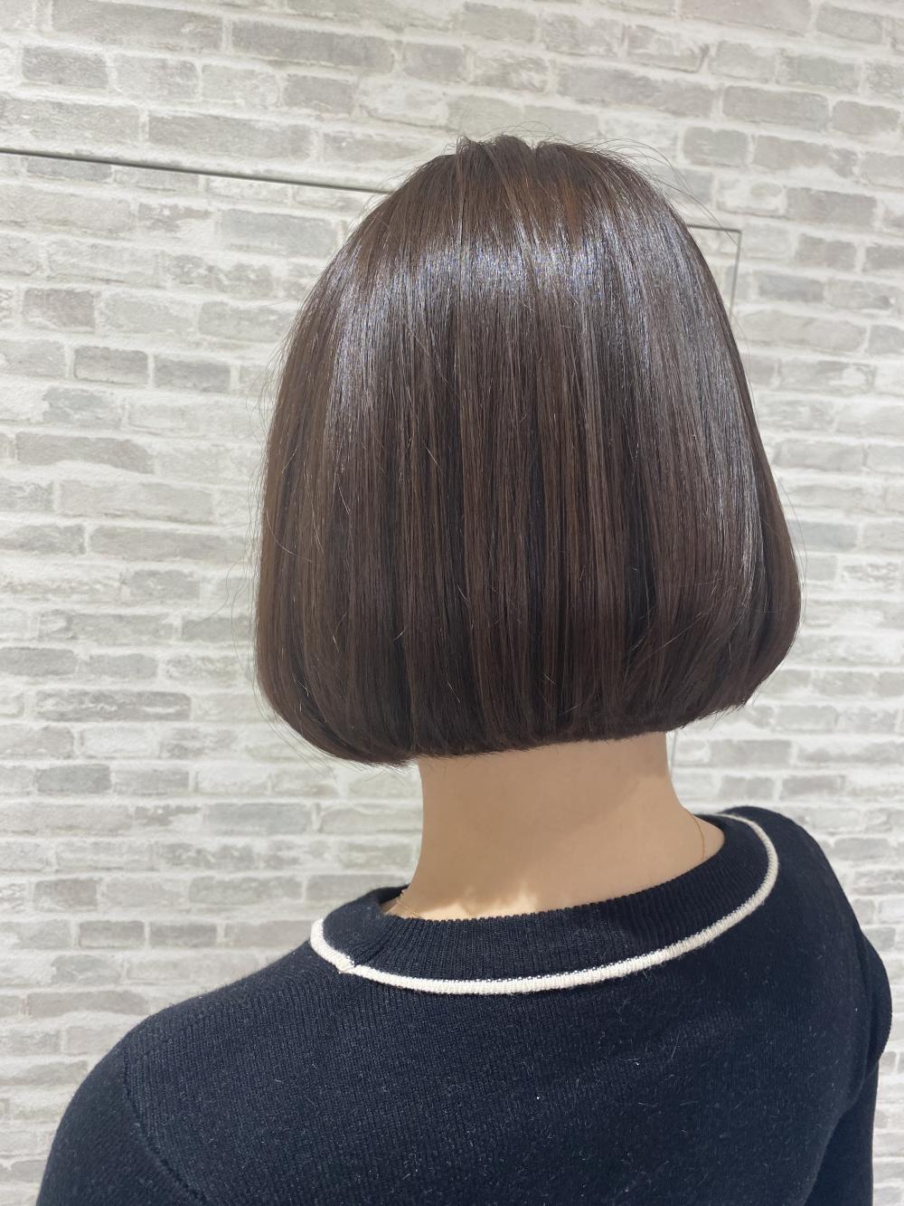 首元すっきりツヤボブ