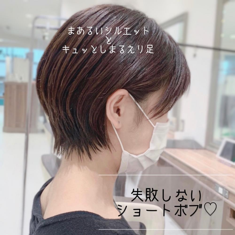 大人可愛い耳掛けショート