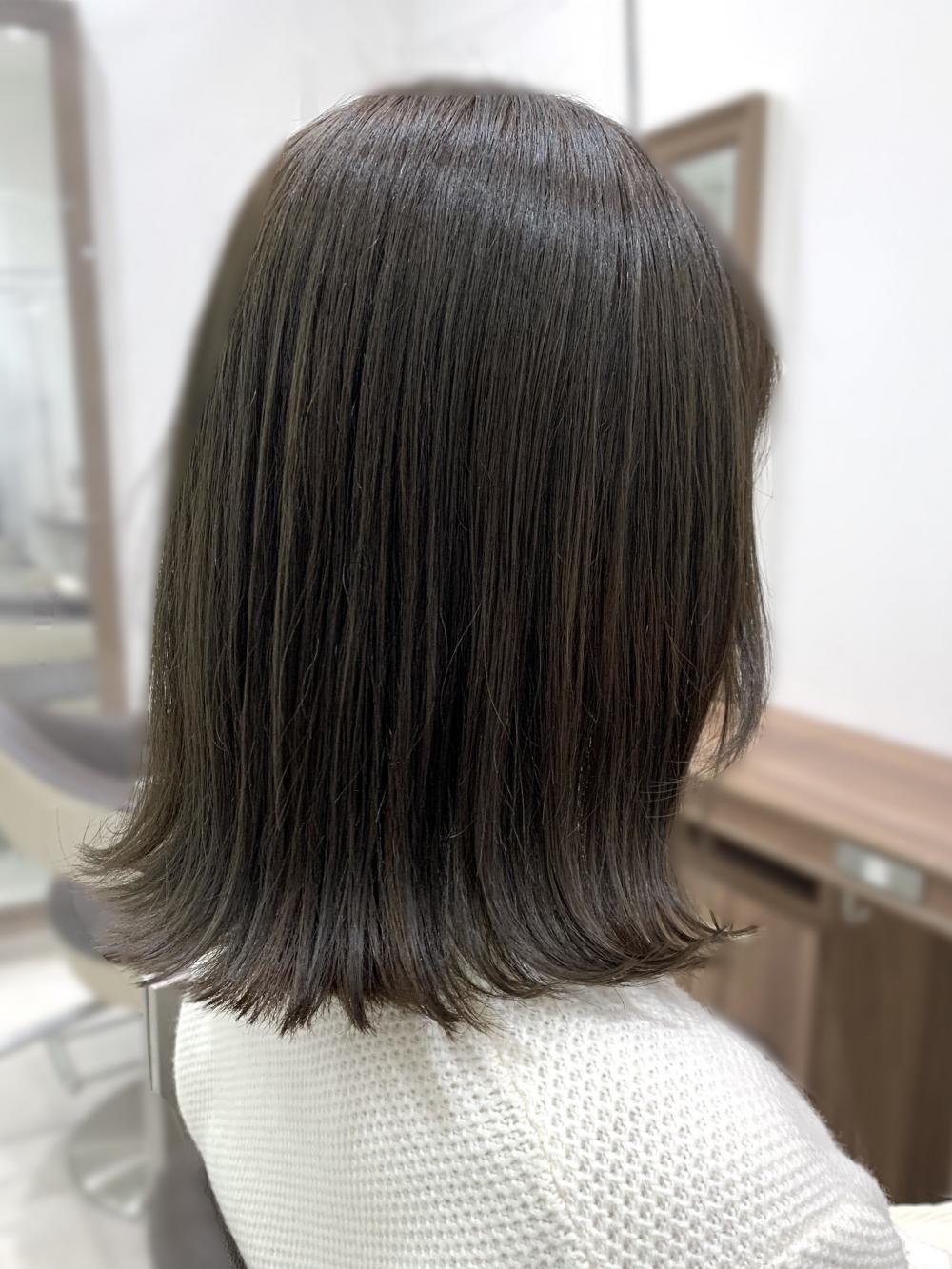 ”グレージュ”で透明感ある暗色カラー☆