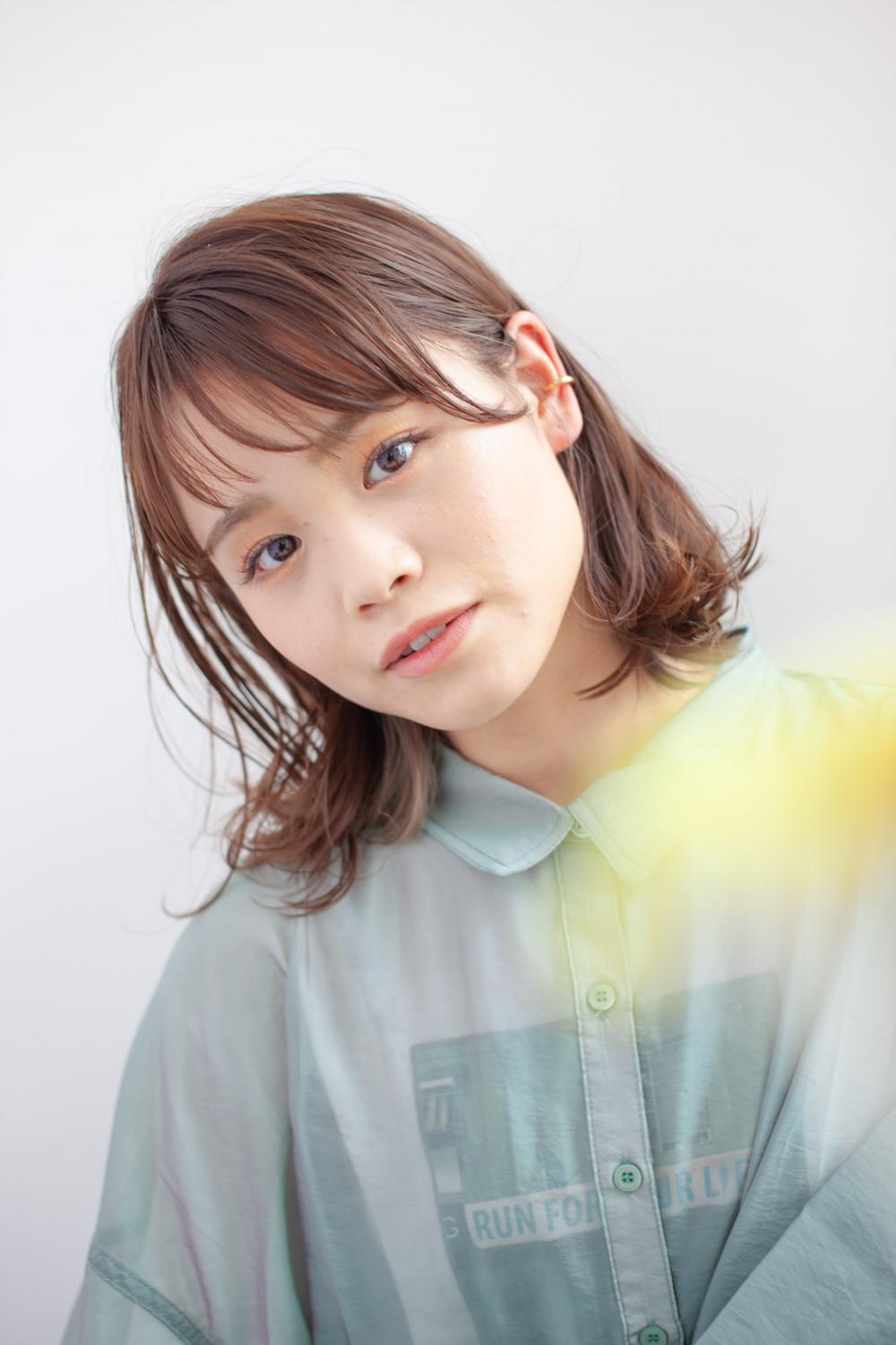 エアリー外はねボブ