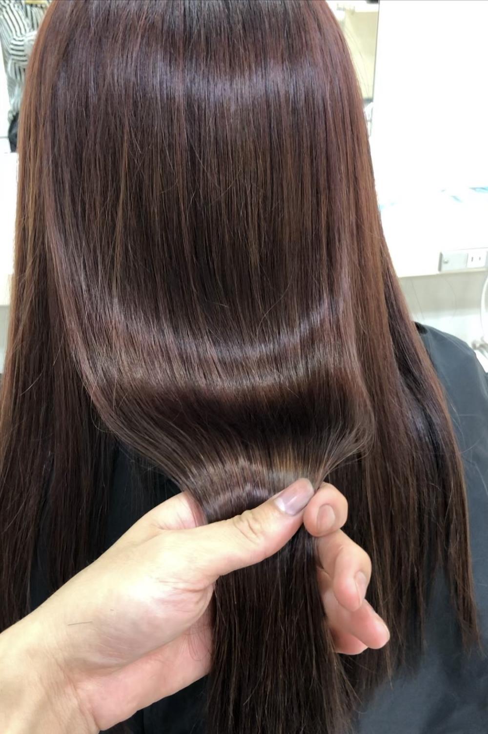 圧倒的ツヤ髪！キラ水ストレート！