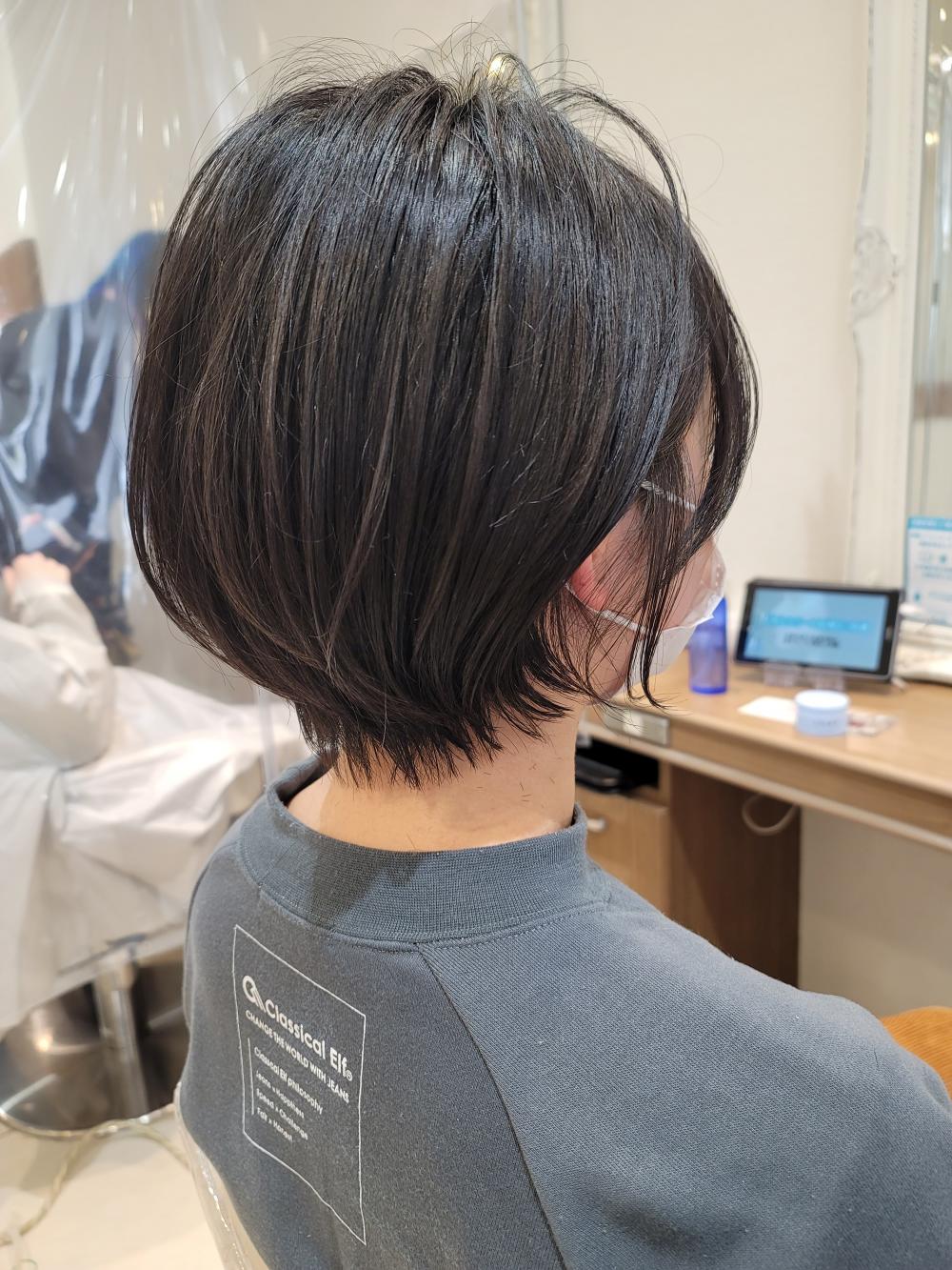 クセ毛を生かしたショート｜サブ写真②
