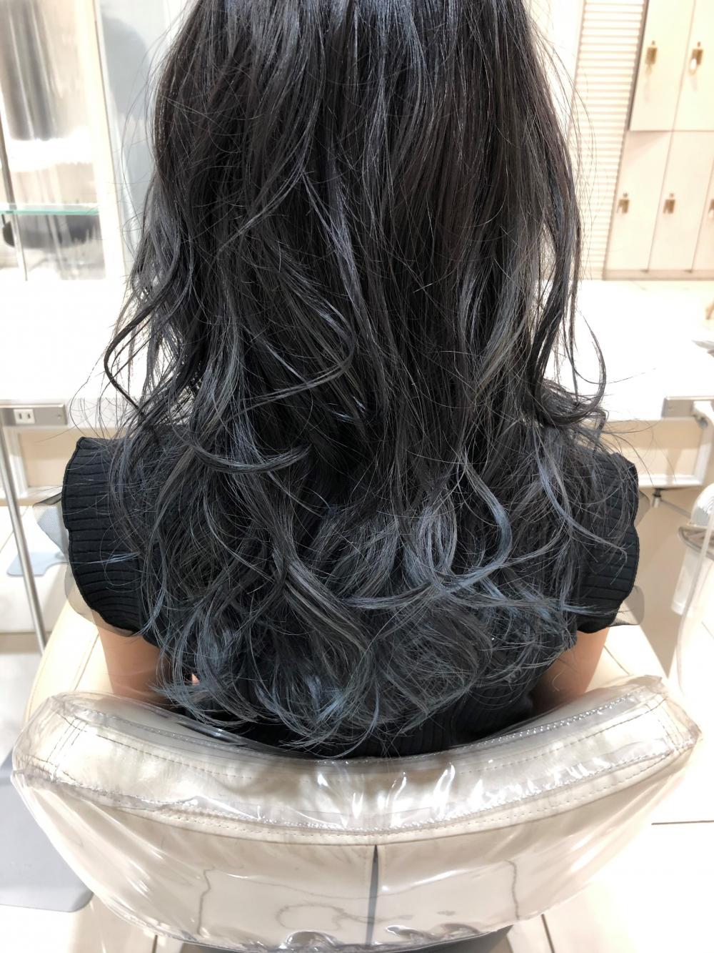 グレー×アイスブルー×ロング｜サブ写真②