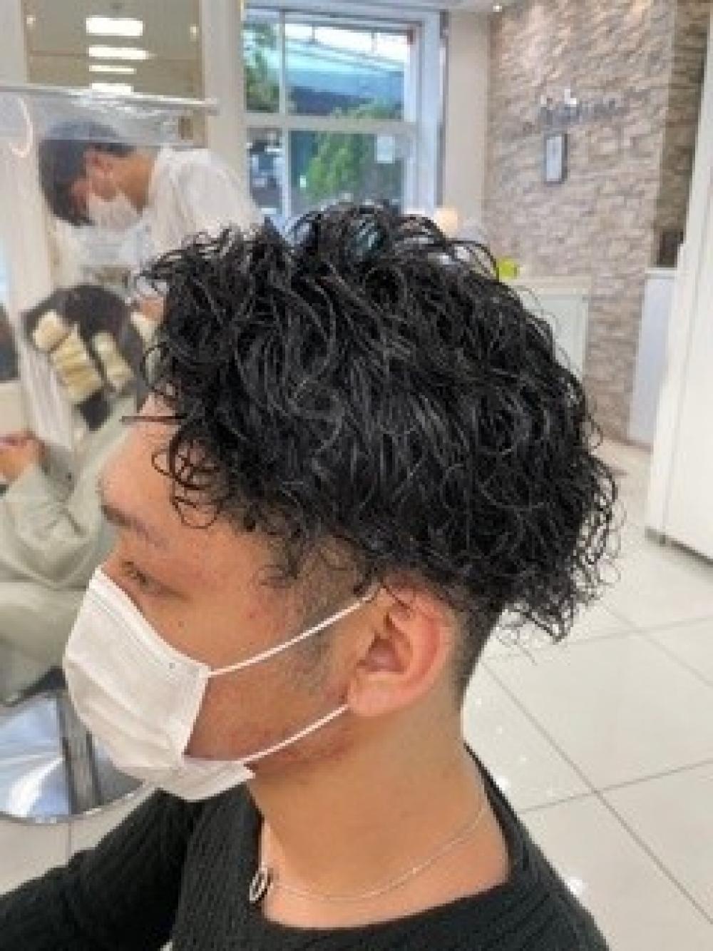 ツイストアップバング