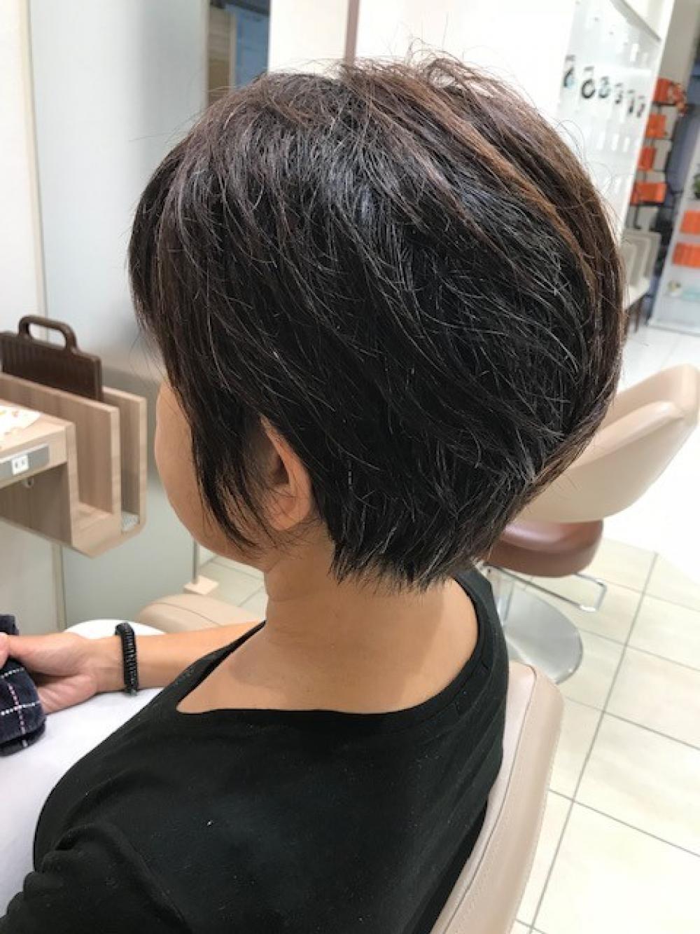 耳だしスッキリショート☆