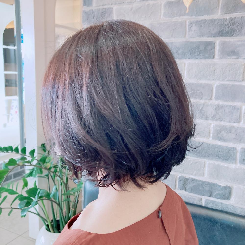 ふんわりパーマで大人ボブスタイル