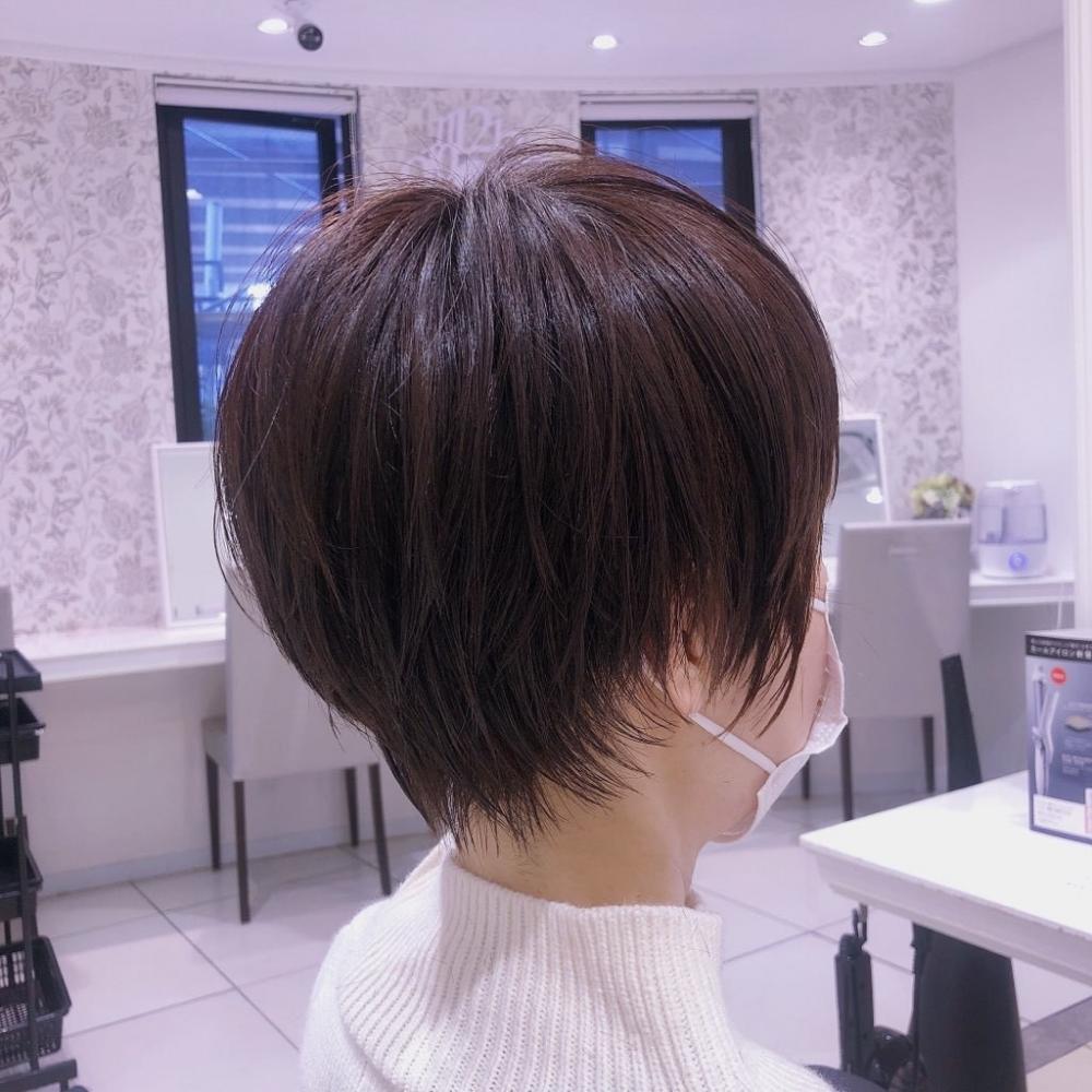 大人女性のメリハリショート｜サブ写真②