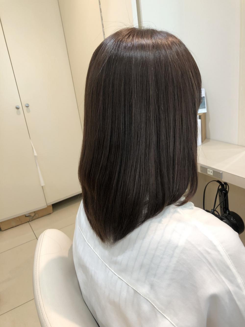 アッシュベージュ