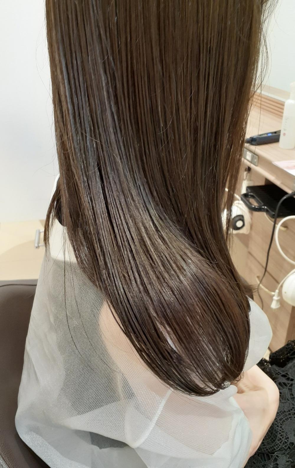 シンプルなカラーの定番！アッシュグレージュ！｜サブ写真③
