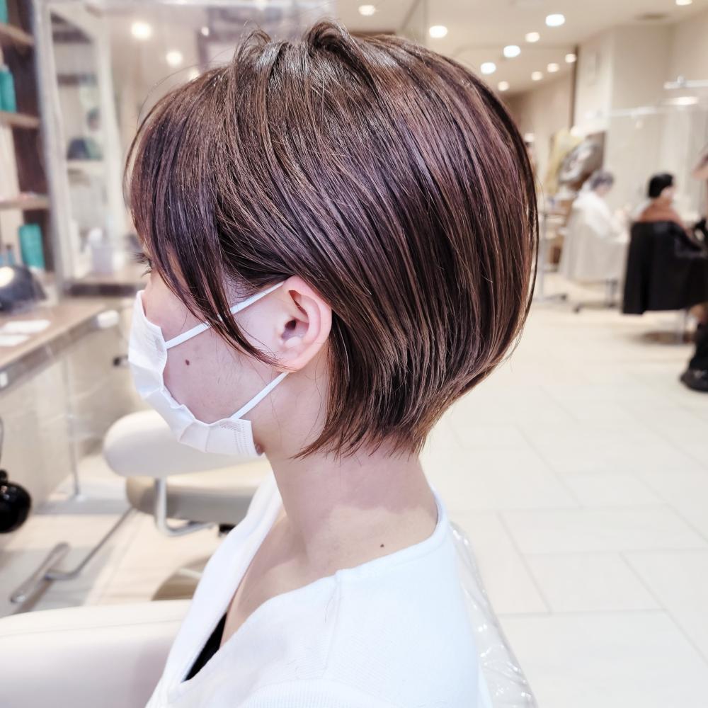 縮毛矯正×耳かけショートボブ