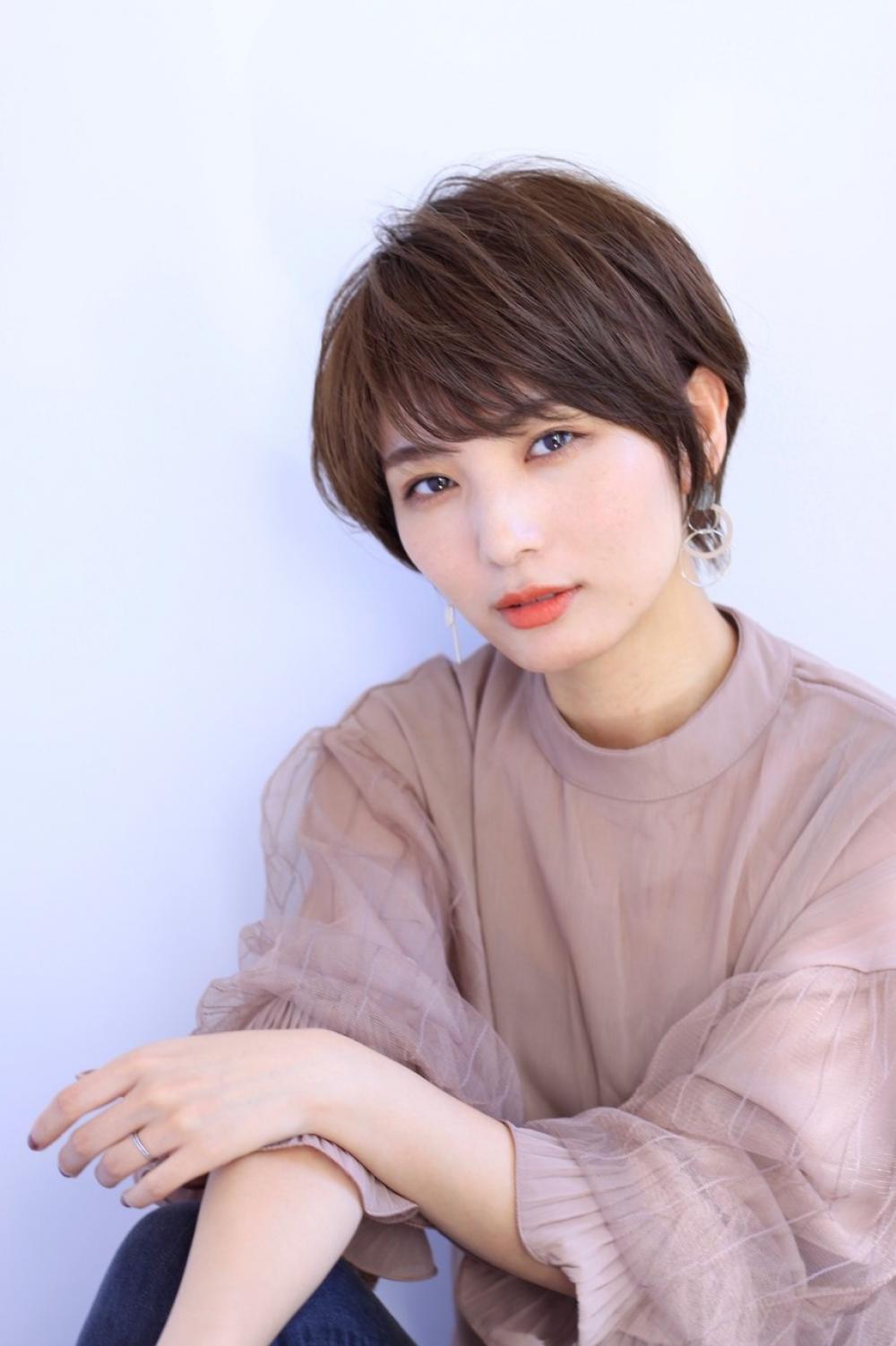 大人女性向けショートボブ｜サブ写真②