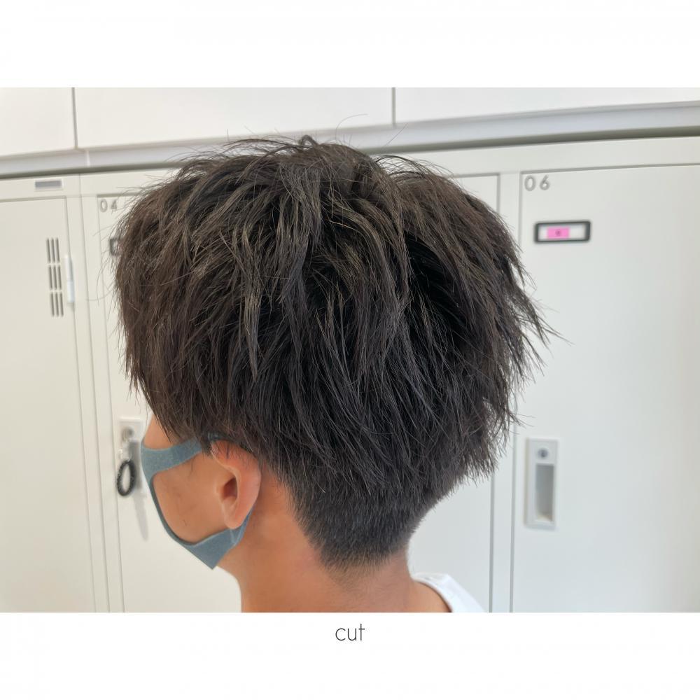 学生ヘア短髪ショートヘア