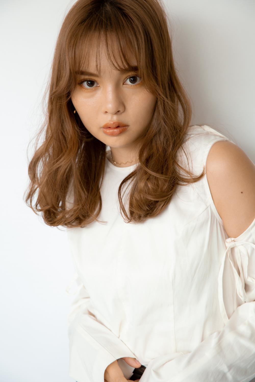 大人可愛いシースルーバングモテ髪ヘア