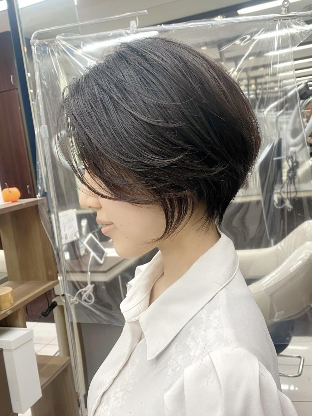 菱形ショートボブ