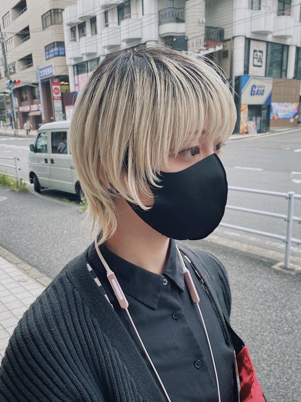 ホワイトブリーチのショートウルフ