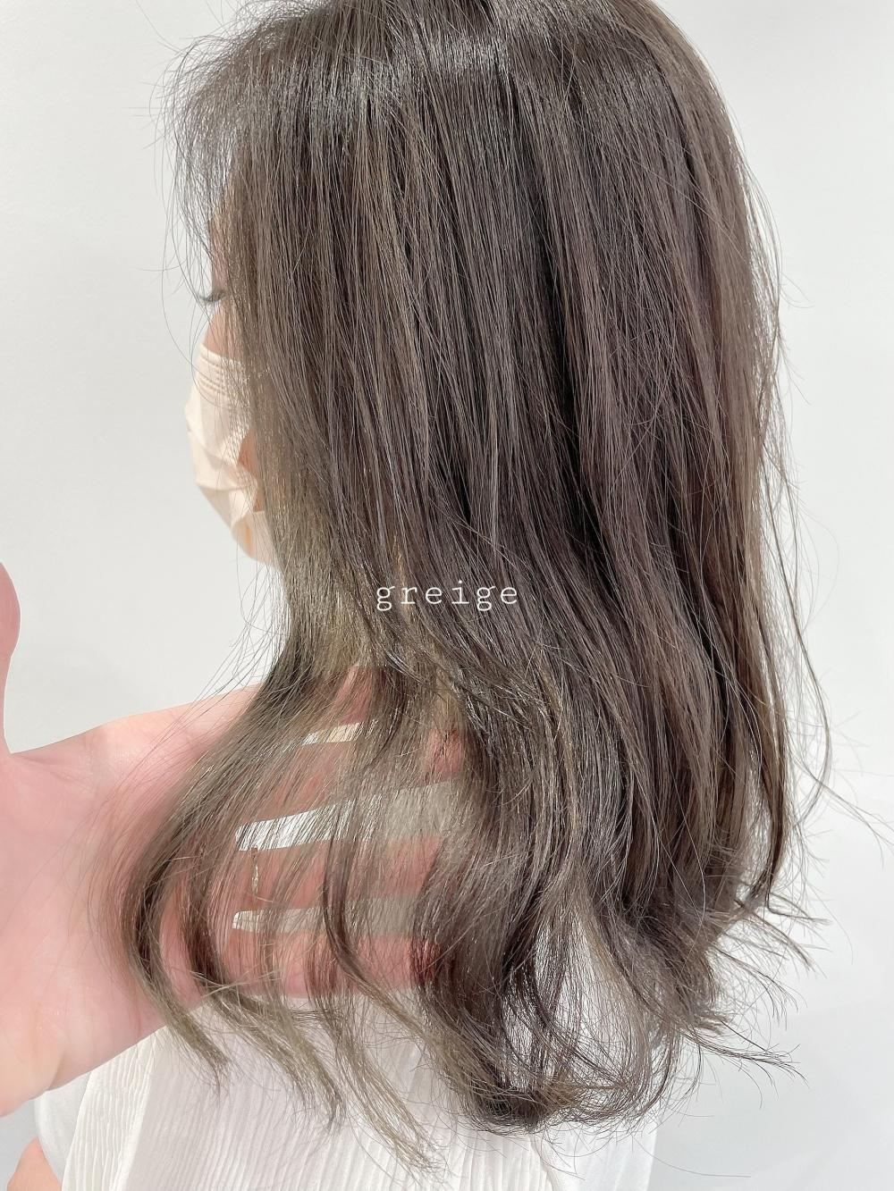 ★淡いグレージュの大人可愛いくすみカラー｜サブ写真③
