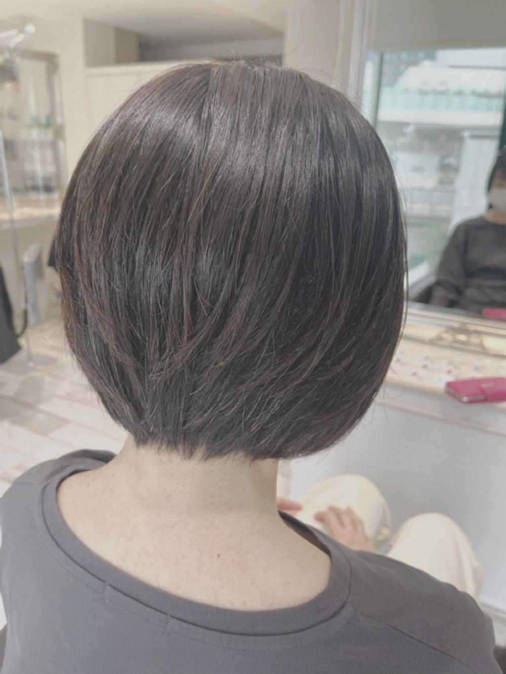 大人な可愛いボブ