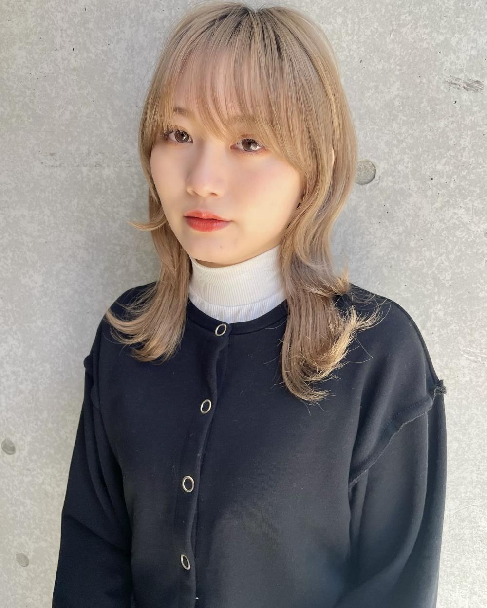 大人可愛い20代30代40代くびれレイヤーミディアムボブ｜サブ写真②