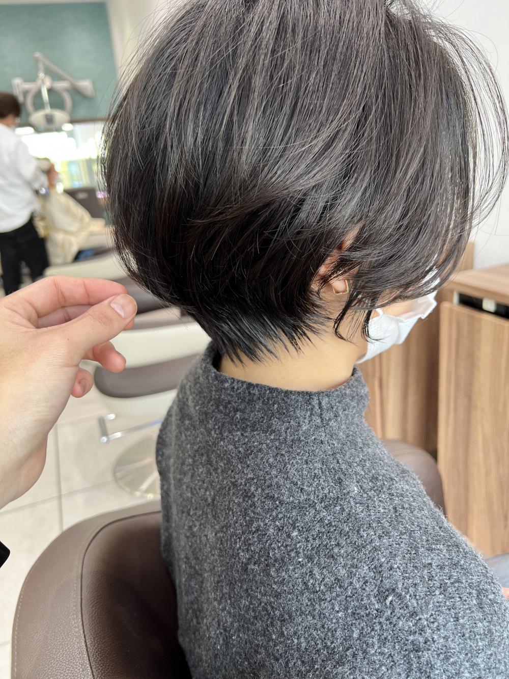 大人ショート×くびれショート｜サブ写真③