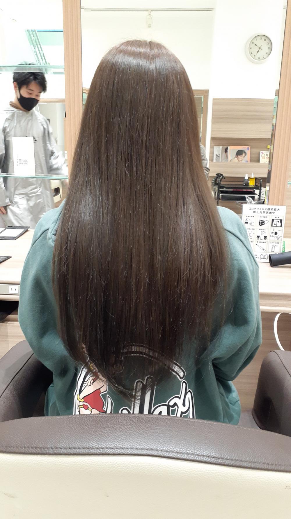 ロングヘアの定番カラー！ハイトーングレージュ！