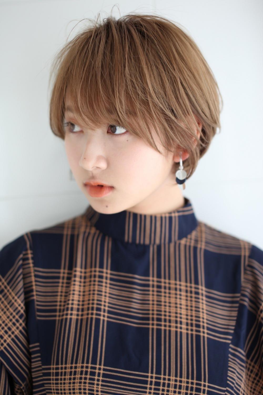 骨格矯正☆耳掛けショートボブ