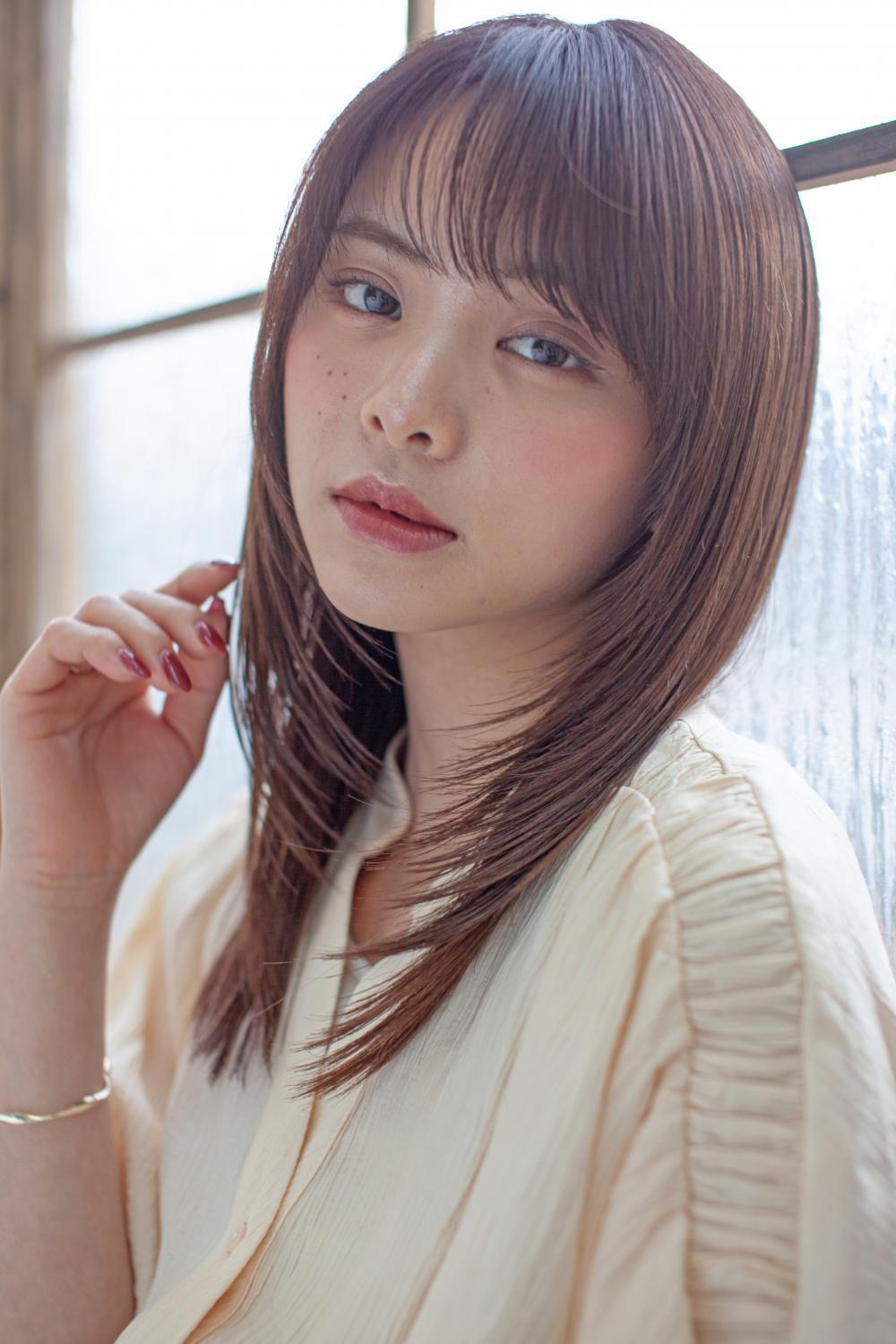 ナチュラルレイヤーストレート
