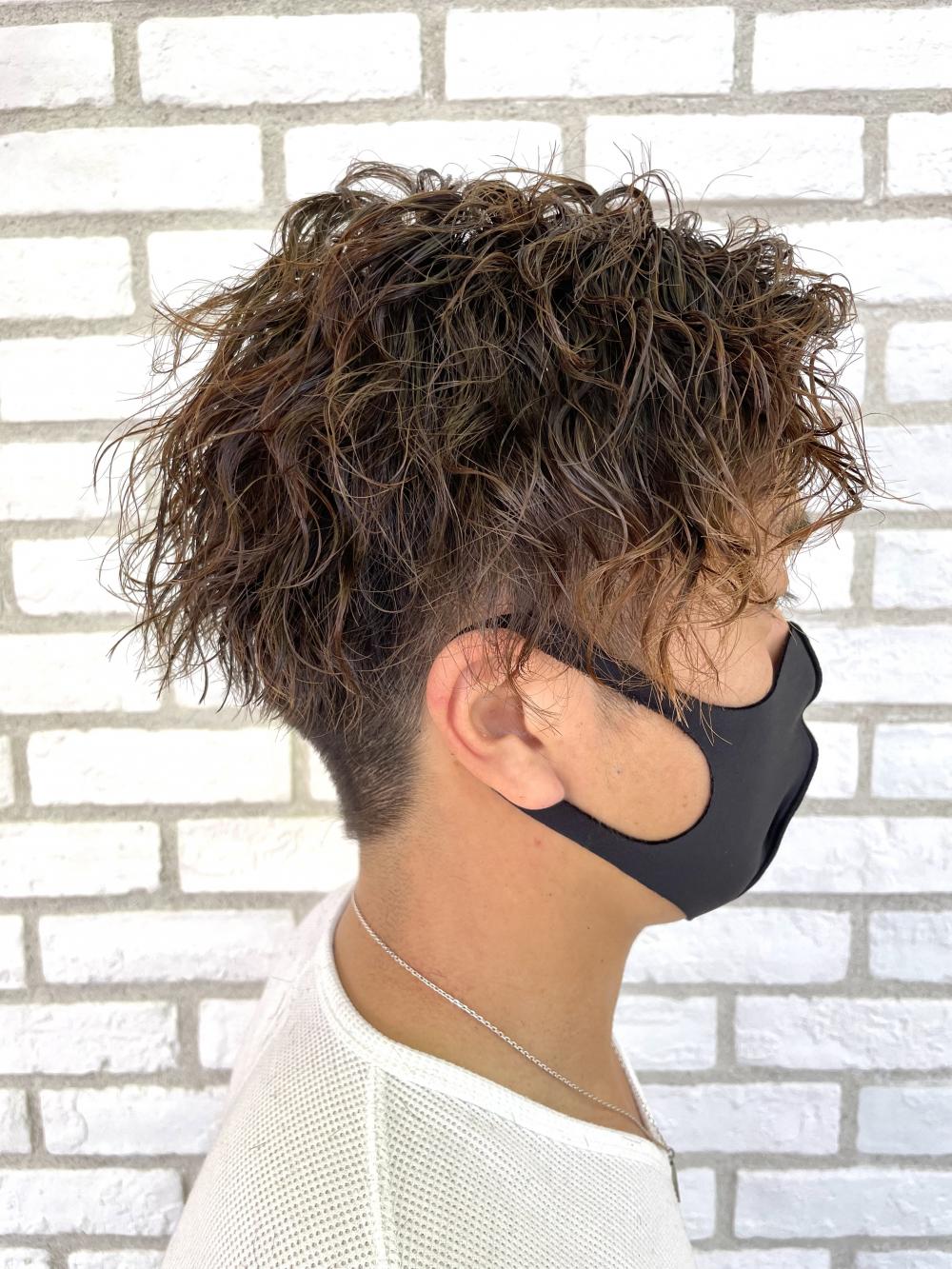 波巻きパーマかきあげサイドパートスタイル｜サブ写真②