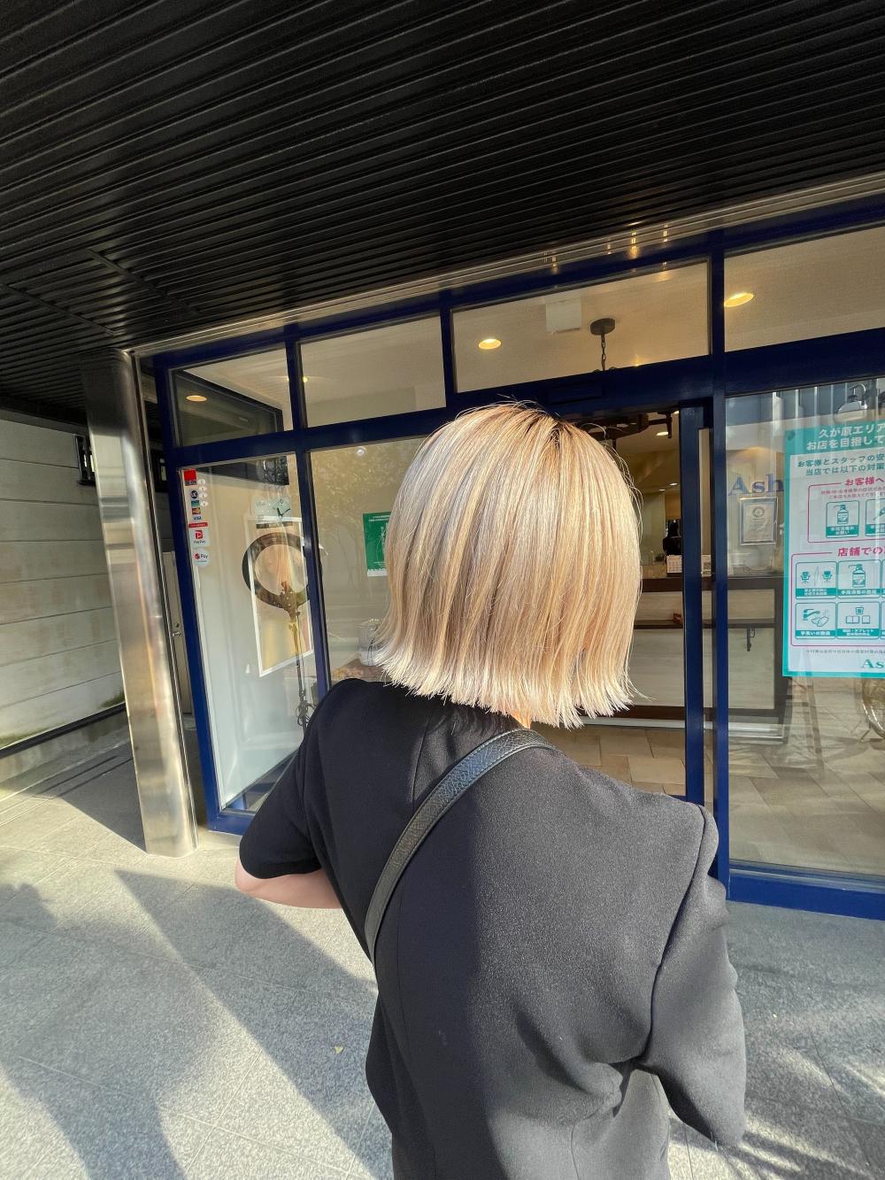 酸性ストレートボハイトーンボブ