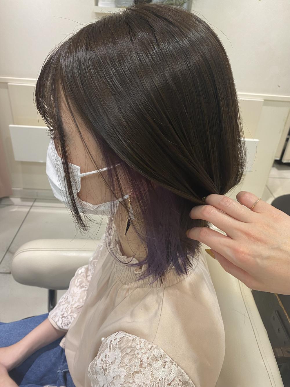 インナーカラーでおしゃれレイヤーボブに