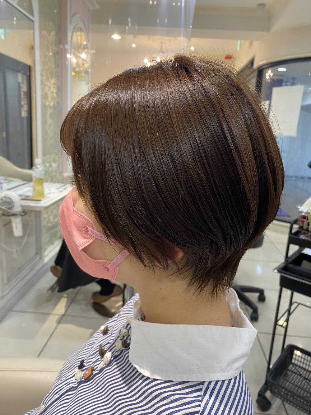 ショートヘア