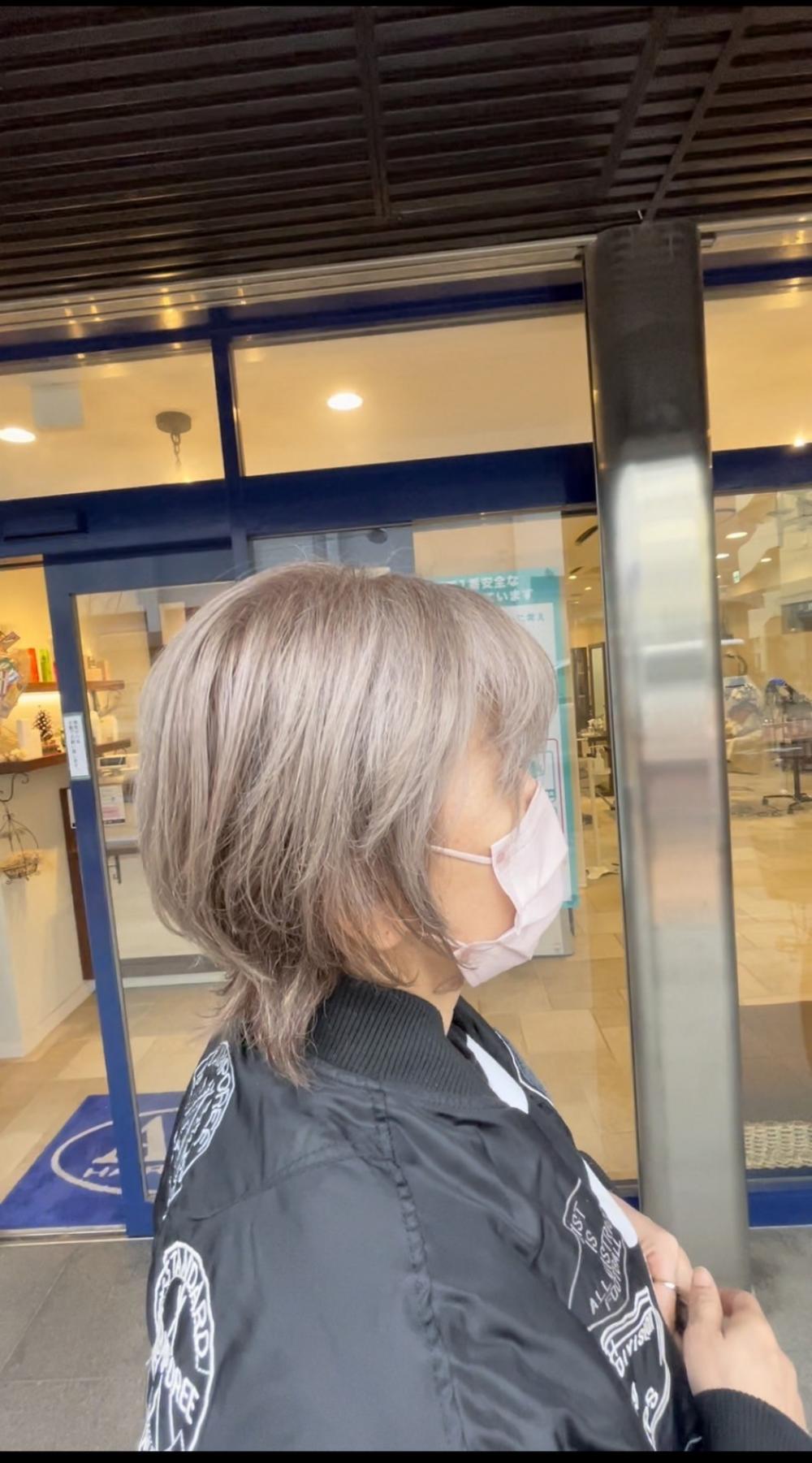 脱白髪染め白髪染めを使わないカラーで白活かし