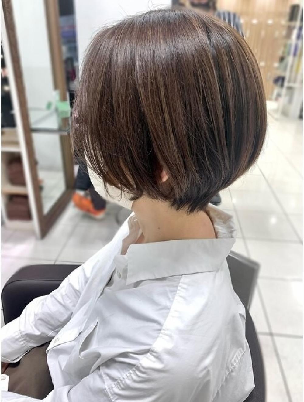 白髪ぼかしショート｜サブ写真②