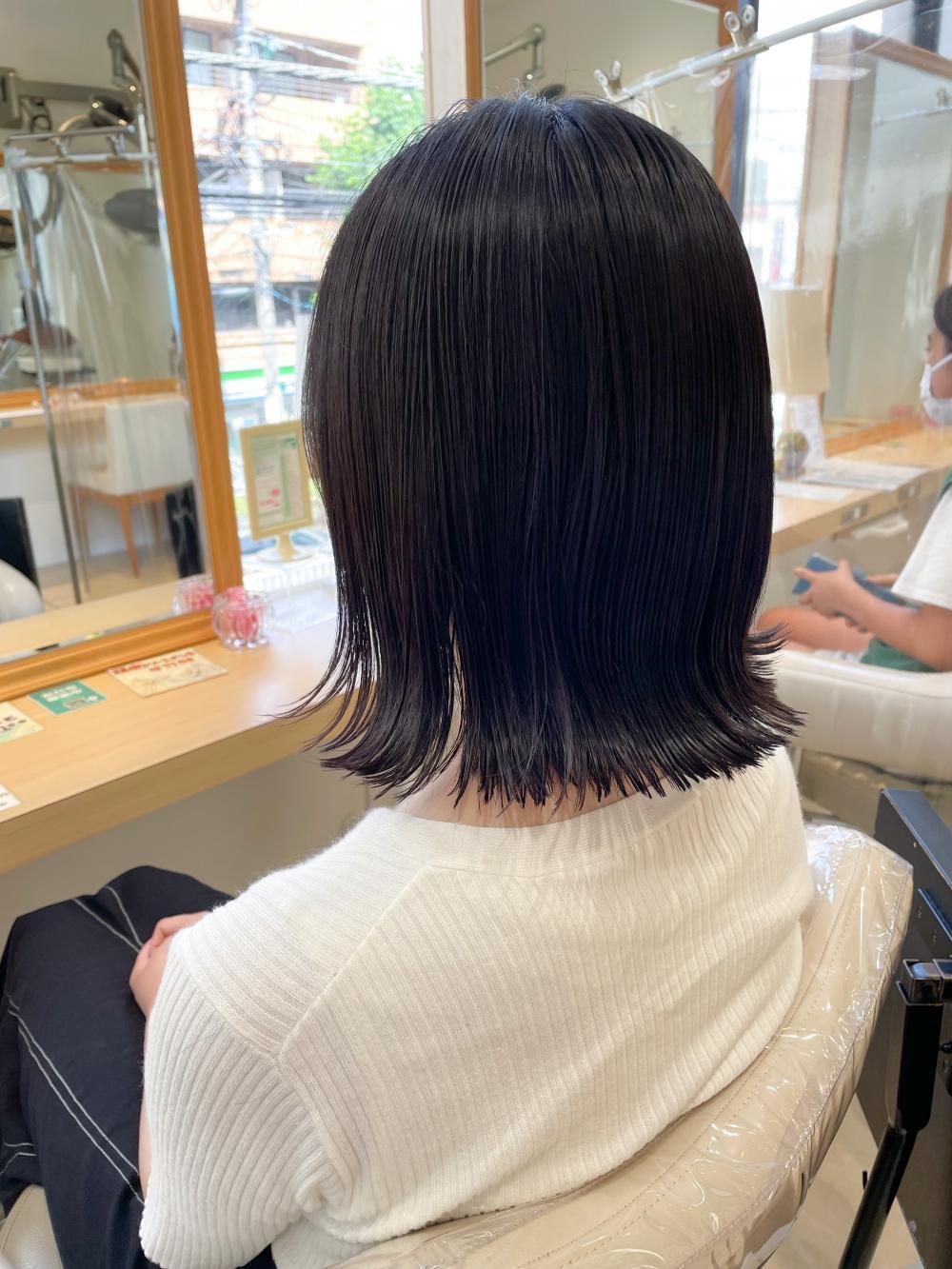 切りっぱなしボブ