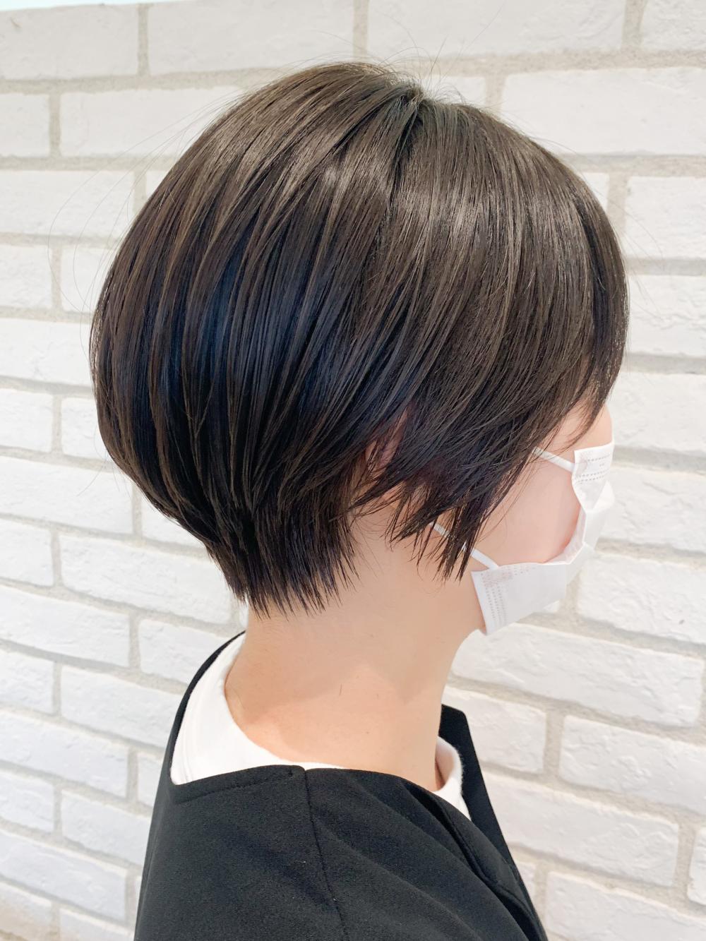 大人かわいい丸みショート