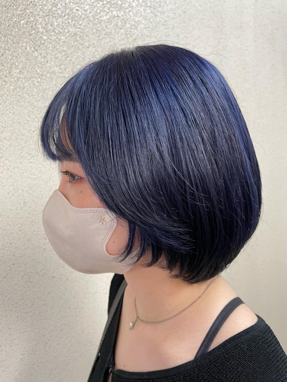 濃いめブルー