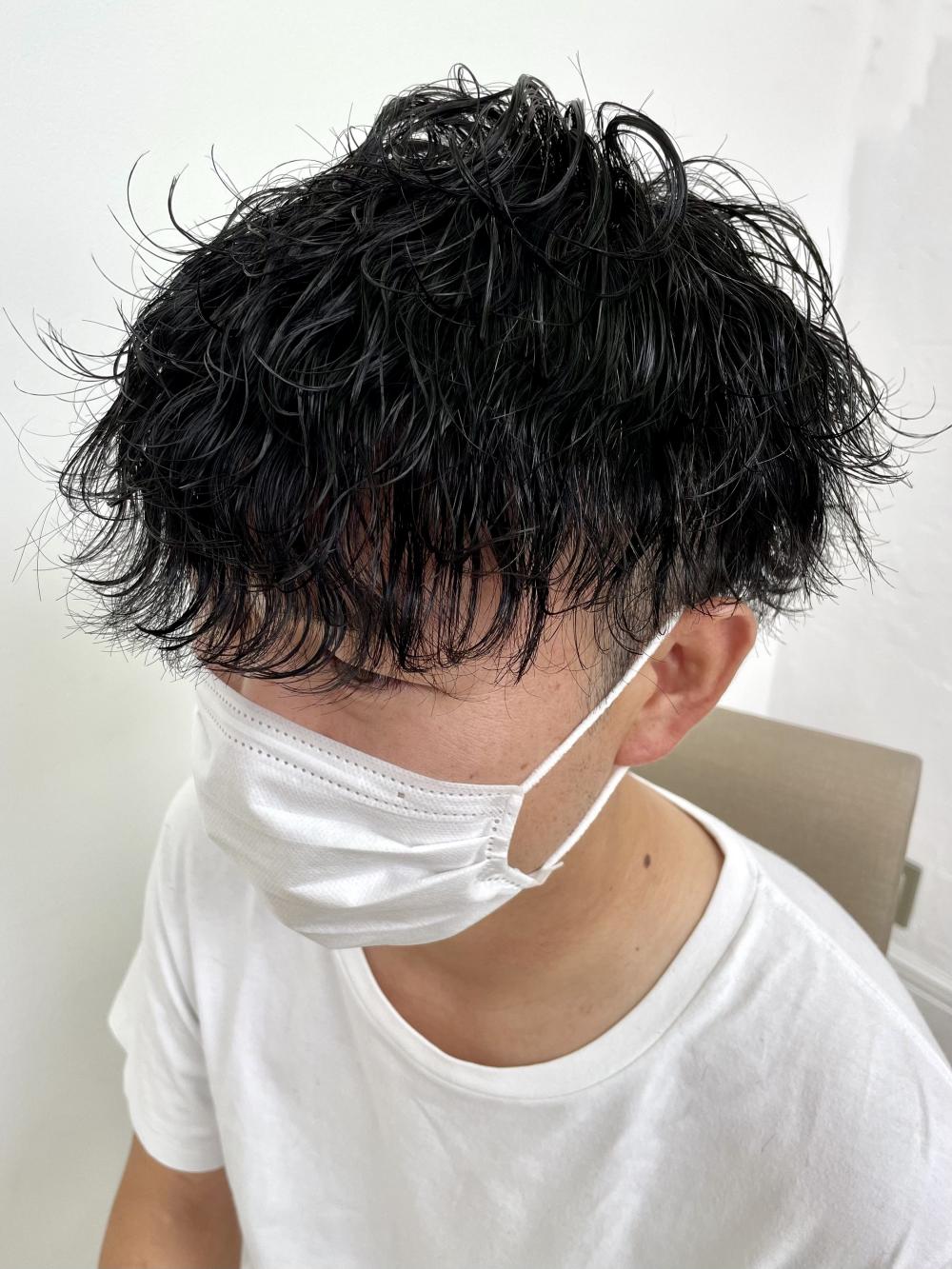 波巻きパーマスタイル