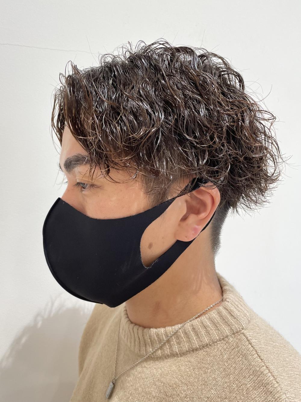 波巻きパーマスタイル