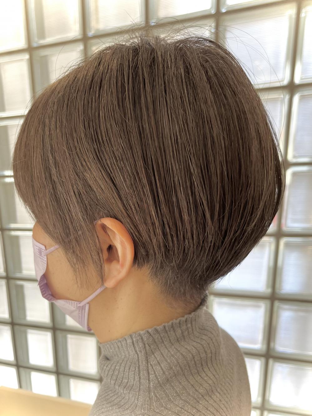 大人の刈り上げショート｜サブ写真③