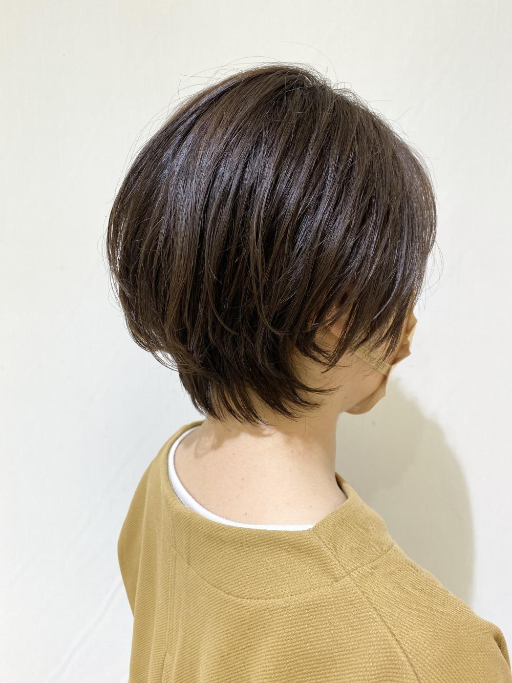 束感ショート