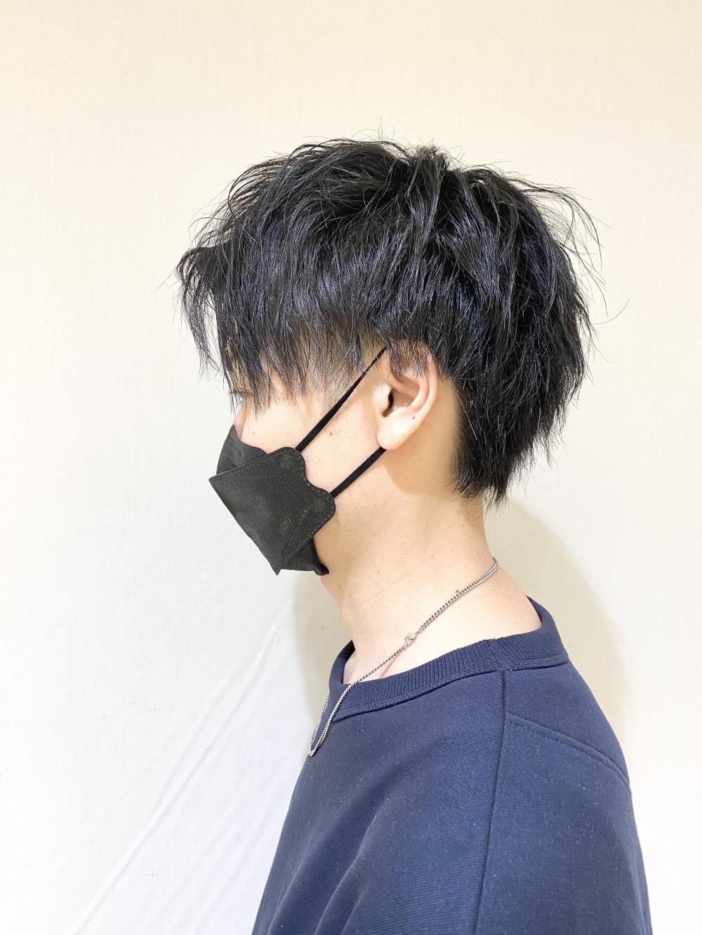 軽め前下がりセンターパート