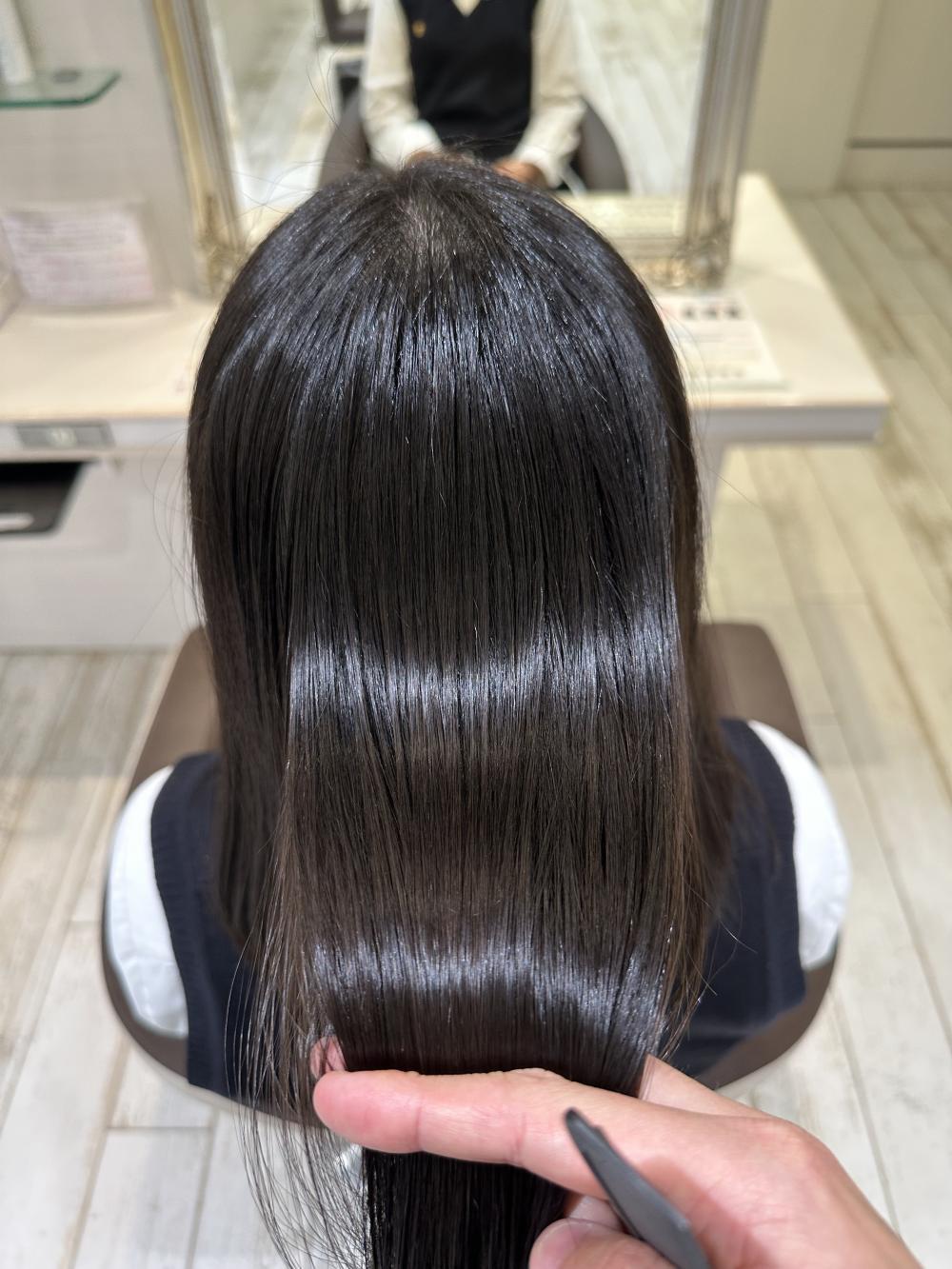 【艶髪　縮毛矯正】 